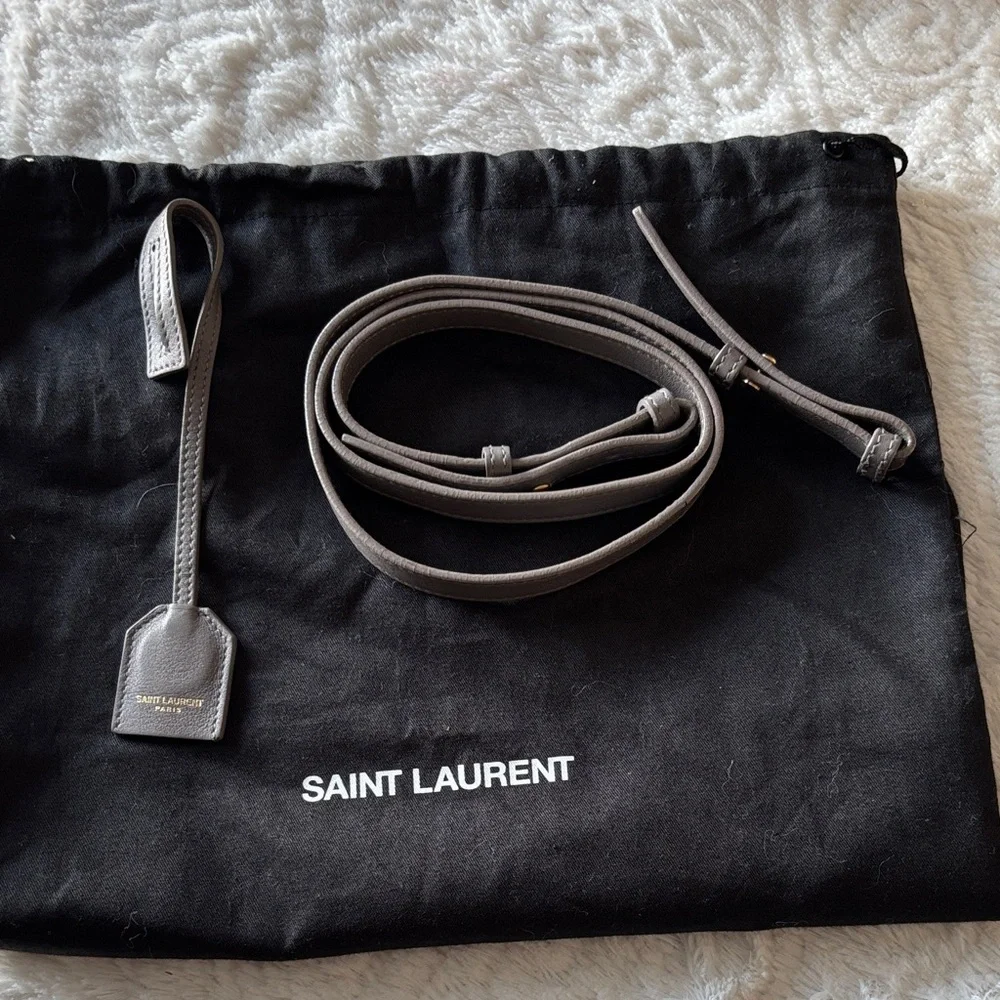 Saint Laurent Cabas Baby in Gray - Picture 10 of 16